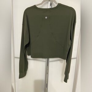 lululemon athletica Forest Green Women's Long Sleeve Crop top